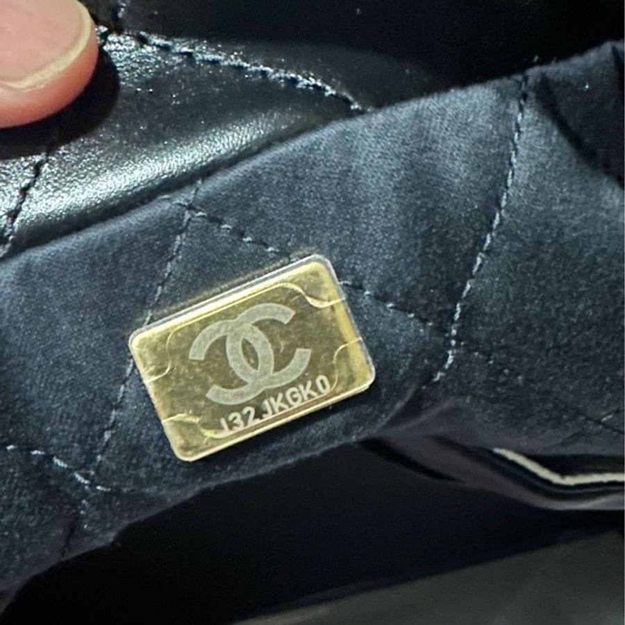 Chanel 22 黑金 大號 正品-3