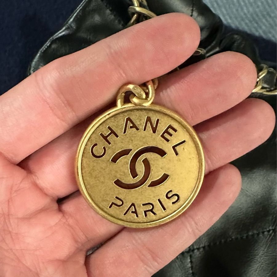 Chanel 22 黑金 大號 正品-15