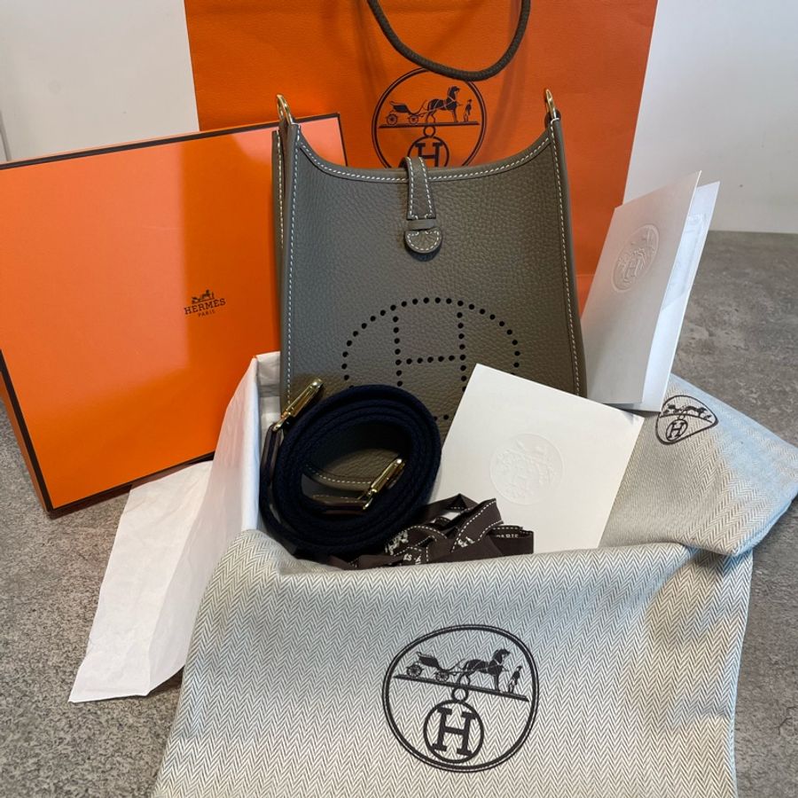 Hermes Amazone 16 mini Evelyne 大象灰併藍金扣 (Etoupe/ Bleu) GHW-3