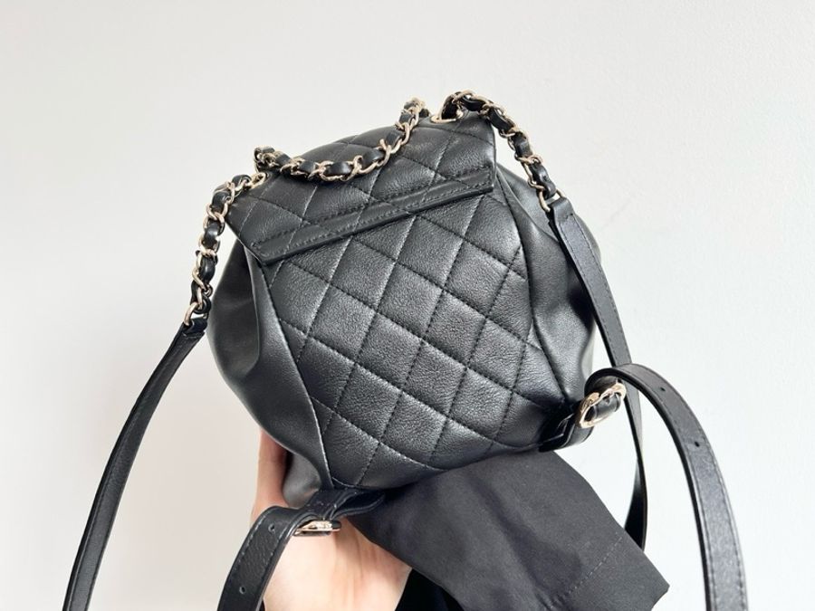 Chanel 24P 小牛皮Duma-1