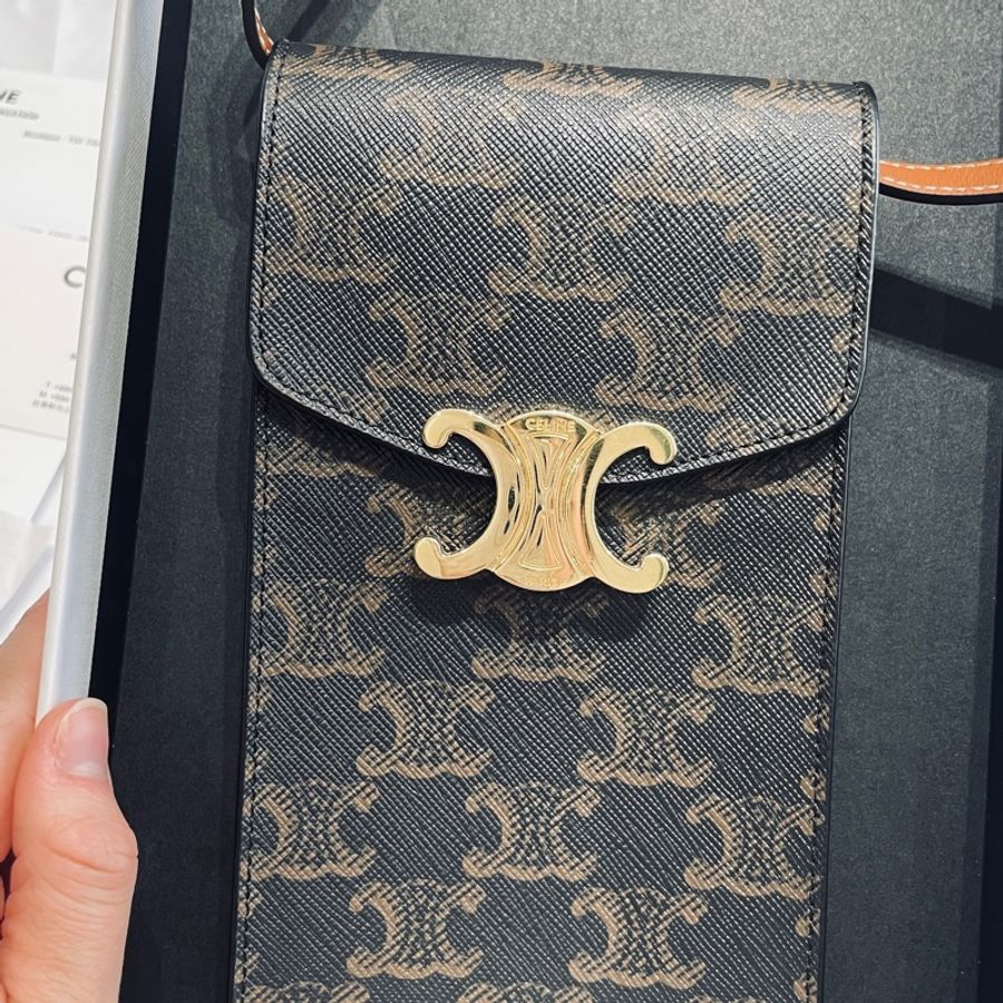 CELINE TRIOMPHE帆布凱旋門LOGO金釦手機包-2