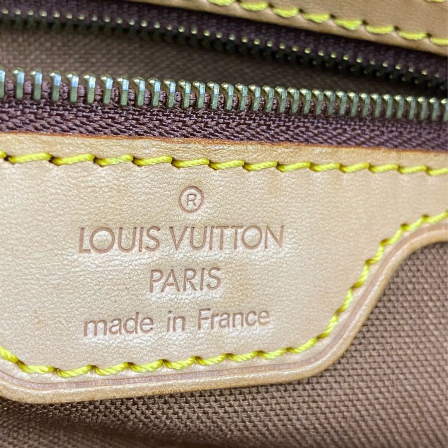 Louis Vuitton Piano Shoulder Bag-21