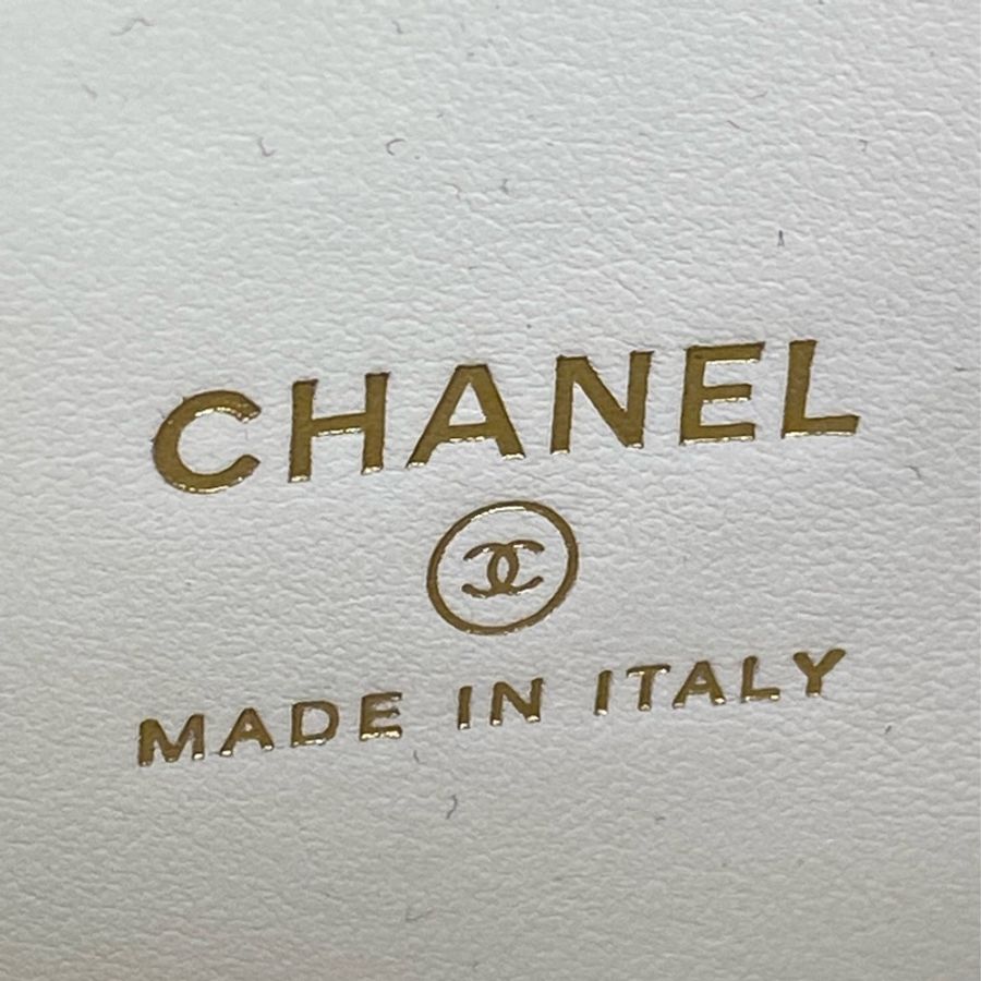 Chanel Mini Vanity Crossbody Bag-4