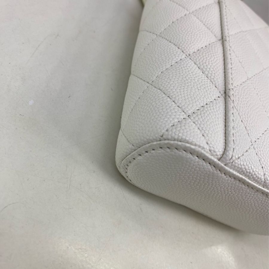 Chanel Mini Vanity Crossbody Bag-9