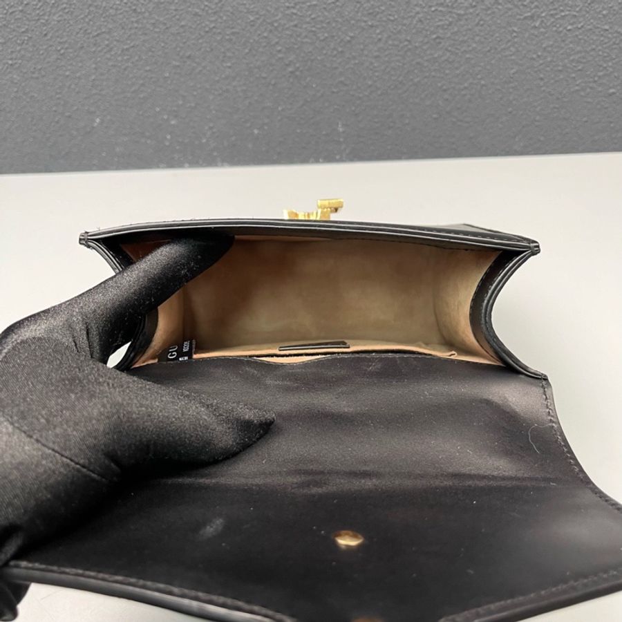Gucci古馳 黑金全皮Sylvie小號塞爾維亞鏈條包-7