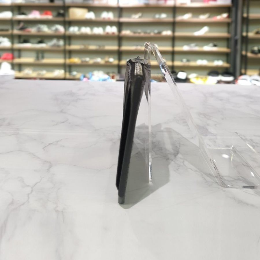 Saint Laurent 609362 魚子醬小牛皮 Monogram多層式拉鏈卡片套 黑色《2024季度★全新商品 》-5