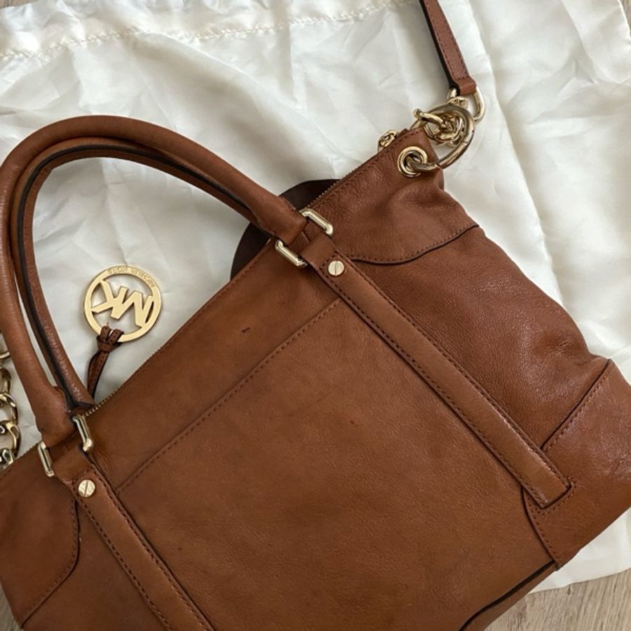 MK  Michael Kors  真皮焦糖色/手提/肩背/斜背-5