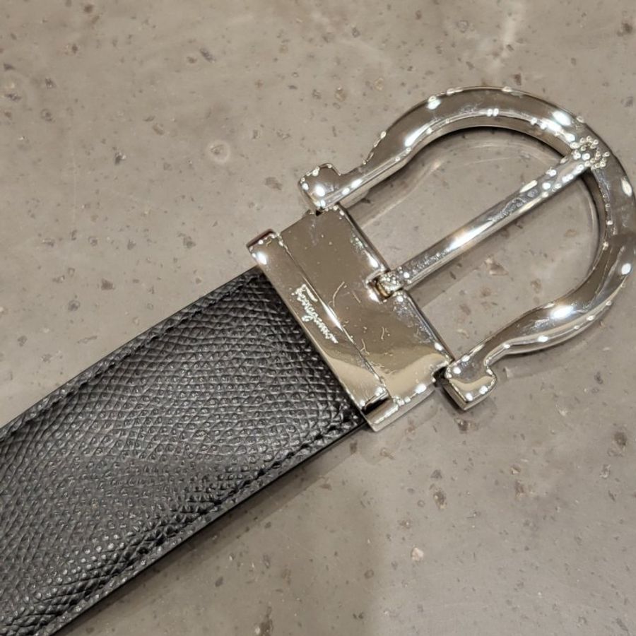 【促銷品】 Ferragamo 675140 男款雙面可調式 Gancini 壓紋小牛皮腰帶 3.5公分寬 黑色/啡色 95/100/105/110/115 公分《2024季度★全新商品 》-2
