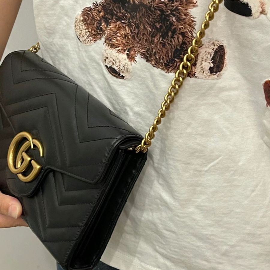 GUCCI Marmont系列绗缝鏈條手袋-37