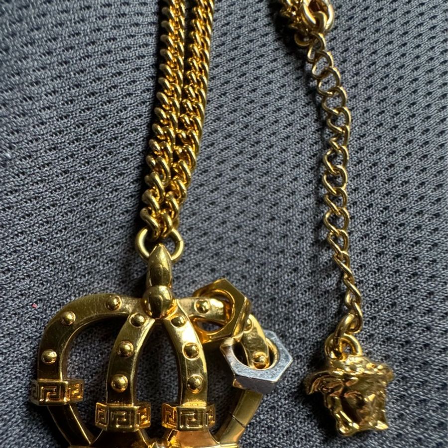 🙏求變現🙏VERSACE 范思哲 凡賽斯 皇冠造型 項鍊 二手正品-1