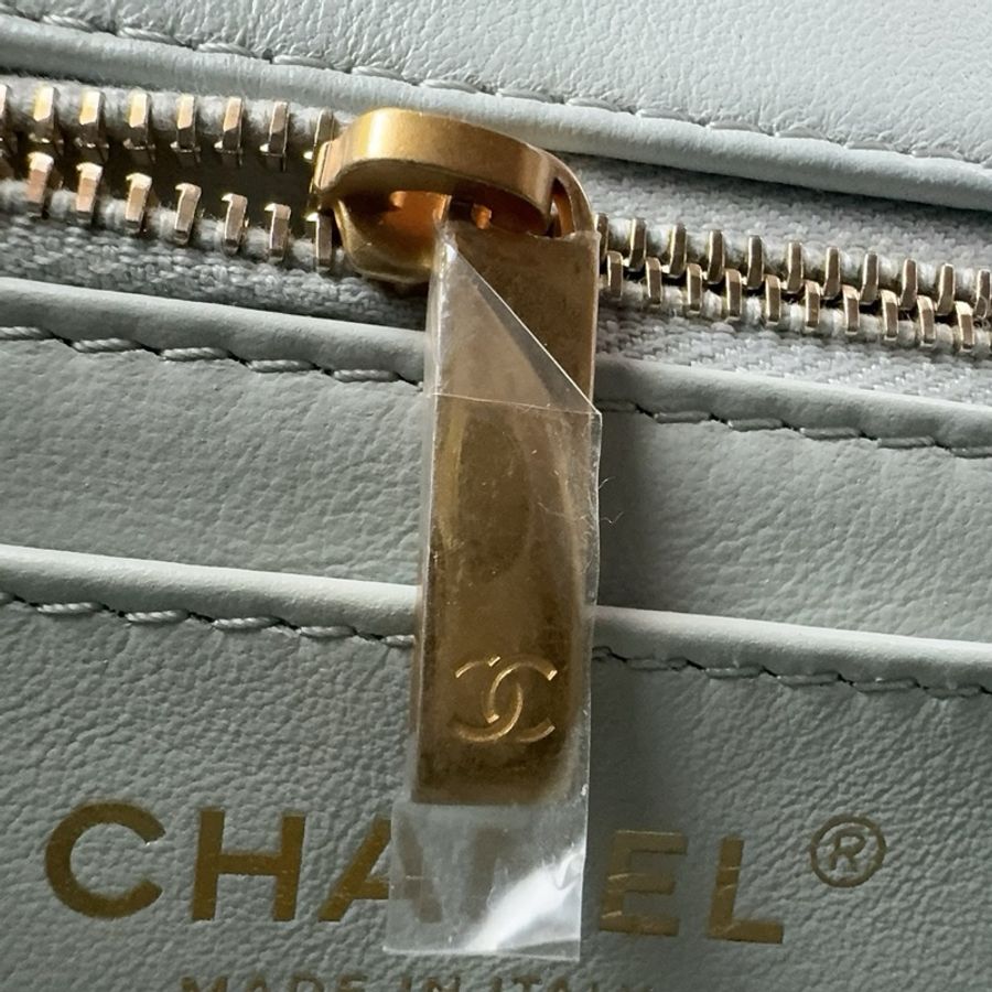 全新‼️#CHANEL 山茶花方胖 #芯片款-18