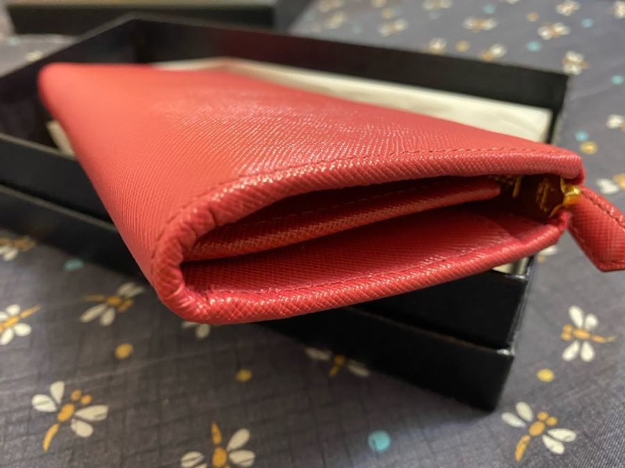 Prada Saffiano 1M1183 防刮牛皮 L型拉鍊長夾 -玫瑰桃粉色系-12