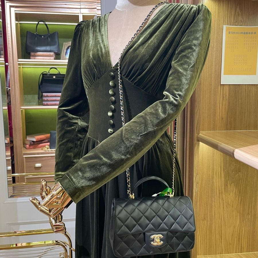 CHANEL 經典手柄黑金miniCF 晶片款-3