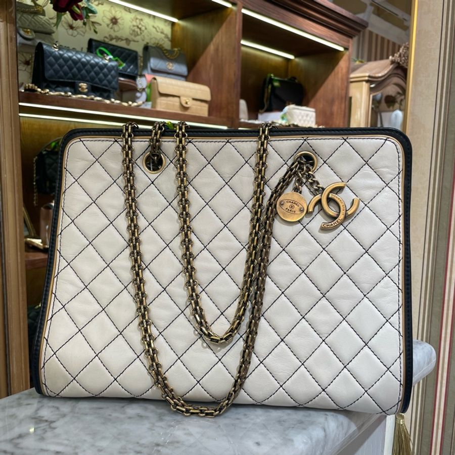 CHANEL 鏈條單肩包 白色 30*14*24-0