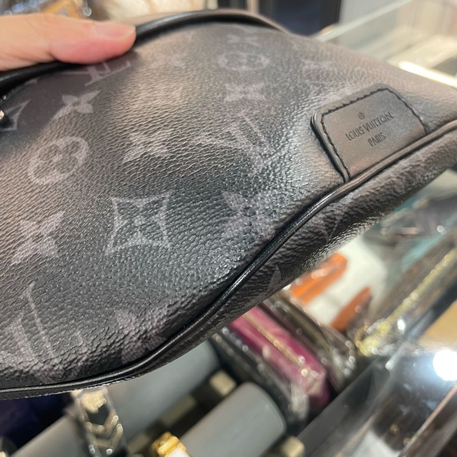 LV 胸口包/腰包 黑花 PM M46035 9成新-16