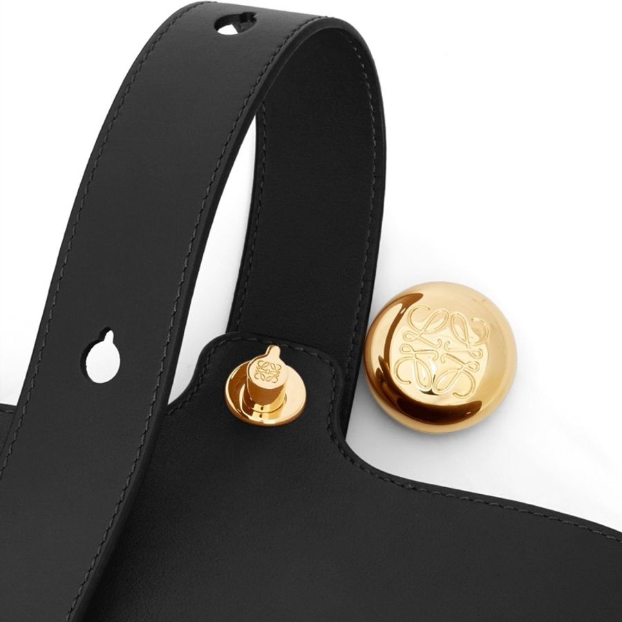 Loewe mini pebble 水桶包-4