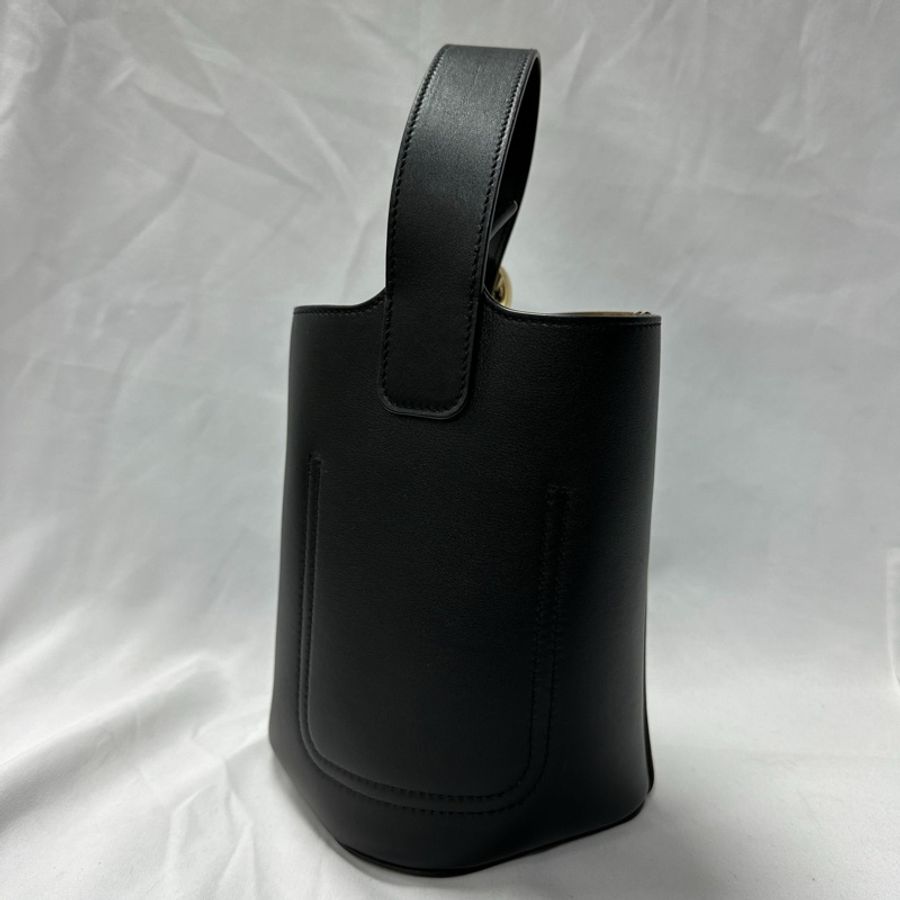 Loewe mini pebble 水桶包-11