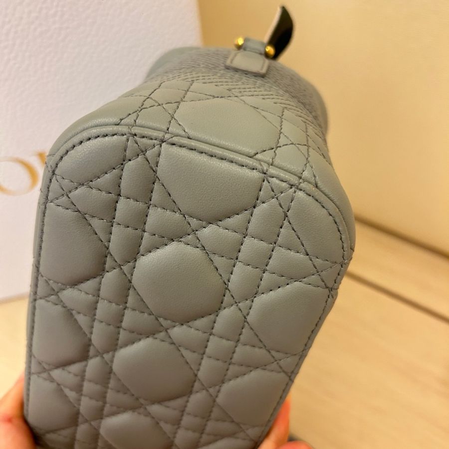 Dior 小碼 超甜 DiorTravel 化妝包 超美全皮革 藍灰色 很好裝-5
