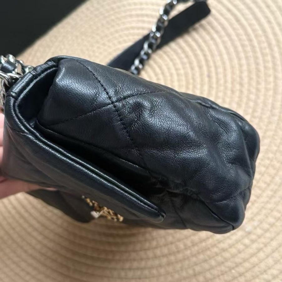 Chanel 19 bag黑金小號黃金尺寸🥹至少9新❤️🔥-19
