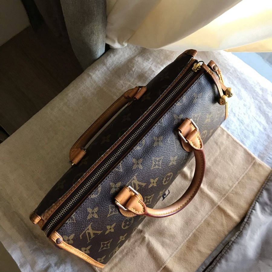 LV三角金球包🍭 Louis Vuitton老花字紋/類speedy/類圓桶包🍭正品🍭況好🍭自➕肩帶🉑️肩背/側背/斜背🍭經典vintage-21