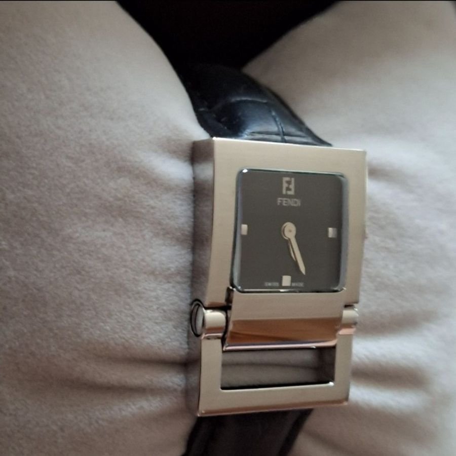 Fendi 5200 L 經典馬銜腕錶-3