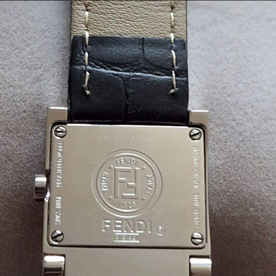 Fendi 5200 L 經典馬銜腕錶-15