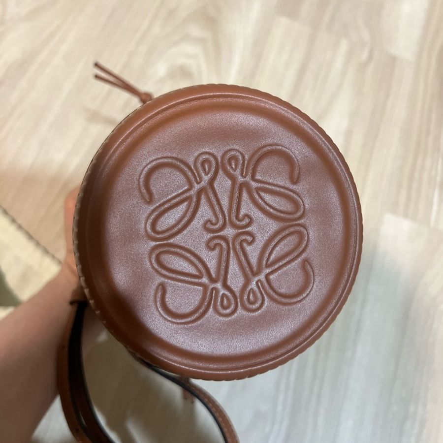 LOEWE水桶包-7
