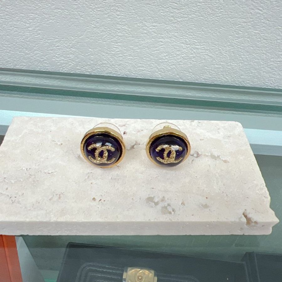 Chanel 紫色復古圓形logo耳環 22k-0