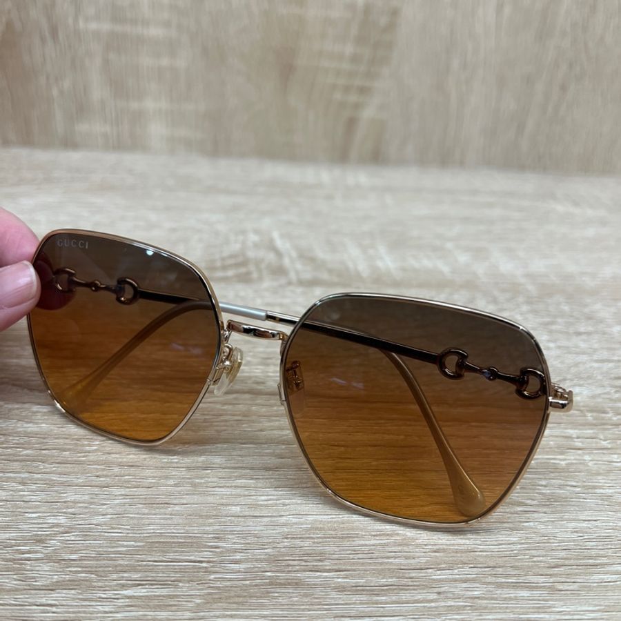 Gucci 金邊茶色漸層鏡面兩側馬銜Logo墨鏡-6