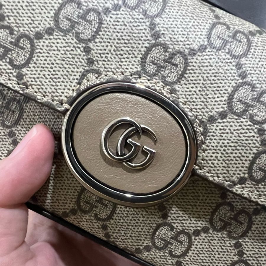 GUCCI PETITE GG SUPER MINI 肩背包 腋下包 老花包-1