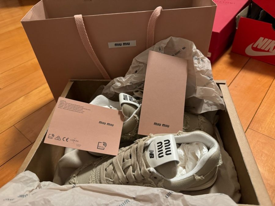 🩷NEW🩷全新品Mui Mui x New Balance 574 Never worn with tag-2