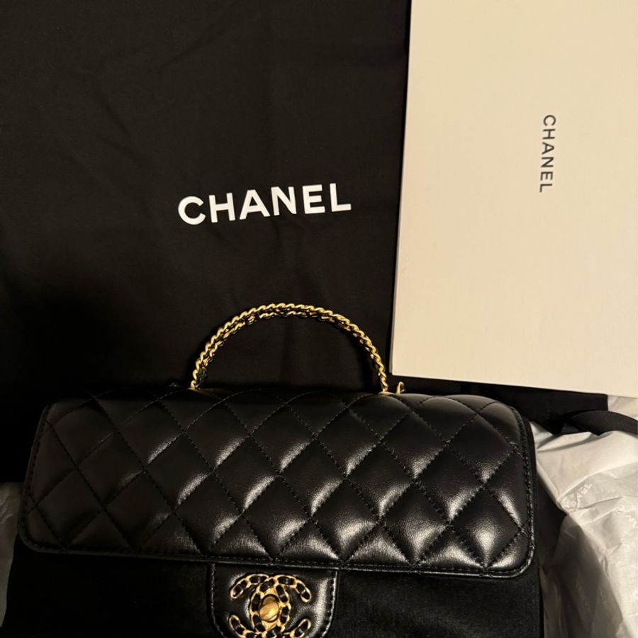 💜全新💜收藏家必備💝香奈兒黑金晶片款絕難買CHANEL Matrasse Top handle flap bag black AS4530 shoulder bag-3