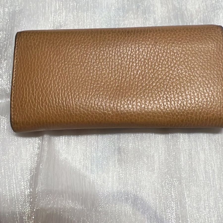 GUCCI 金屬雙G logo牛皮扣式長夾 (6成新)-1
