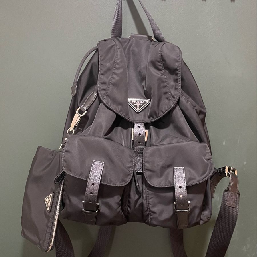 PRADA Re-Nylon 中型背包+化妝袋-2