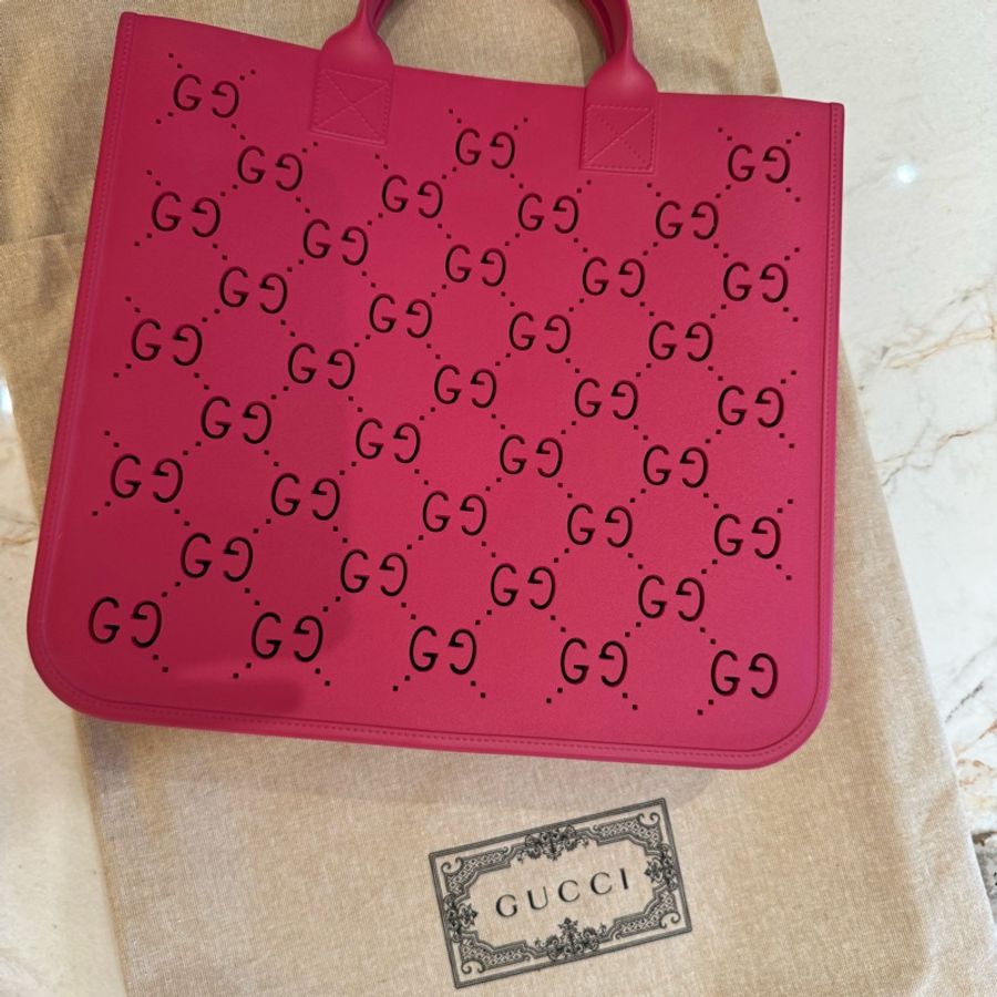 Gucci 兒童經典GG簍空橡膠手提包(粉色)-4