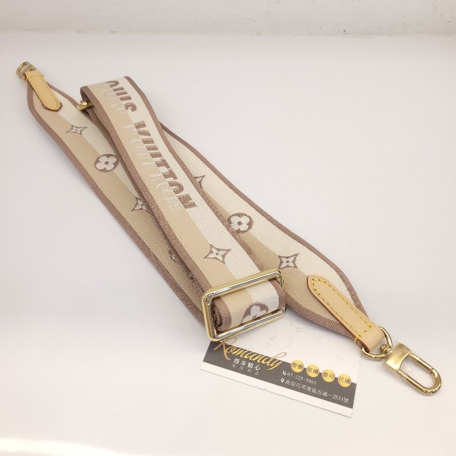 LV 經典MONOGRAM 帆布印花背帶 (米色)已售出-0