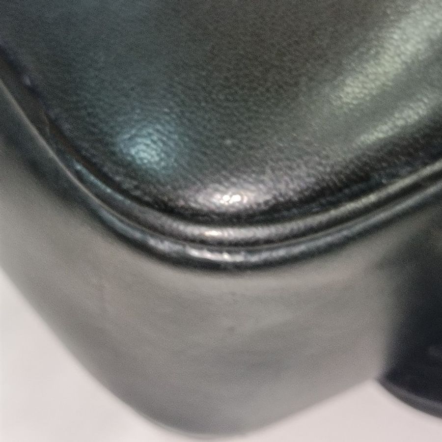 Chanel vintage V stich 黑白撞色手提肩背包-9
