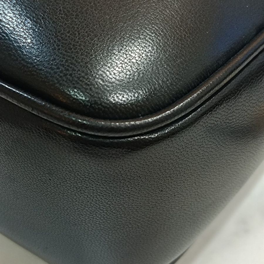 Chanel vintage V stich 黑白撞色手提肩背包-10