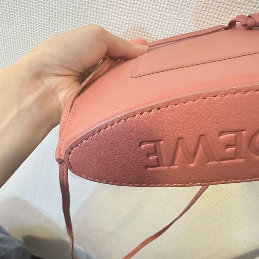 Loewe dice pocket 乾燥玫瑰粉-13