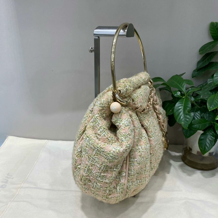 Chanel香奈兒中古粉色粗毛呢雲朵包手提包-1