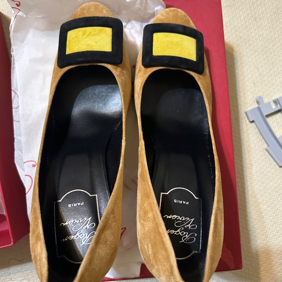 roger vivier 麂皮高跟鞋 芥末黃-7