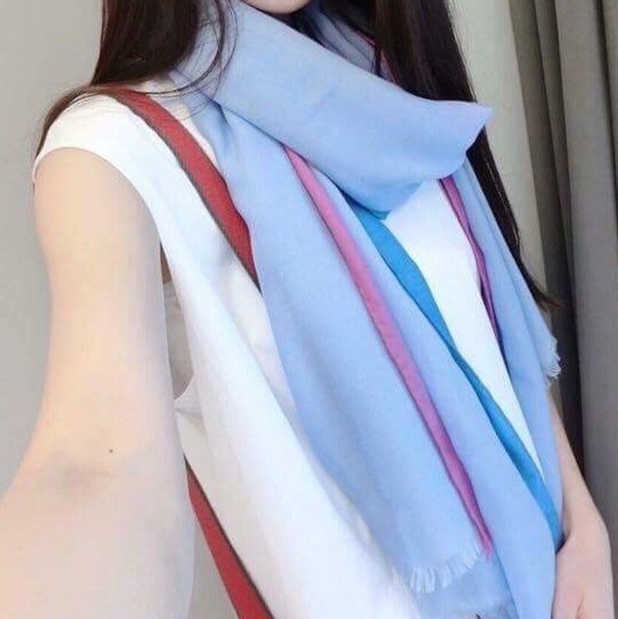 法國頂級愛馬仕HERMES- PARIS 羊絨雙色圍巾 ~原裝禮盒包裝~ 全新現貨-3