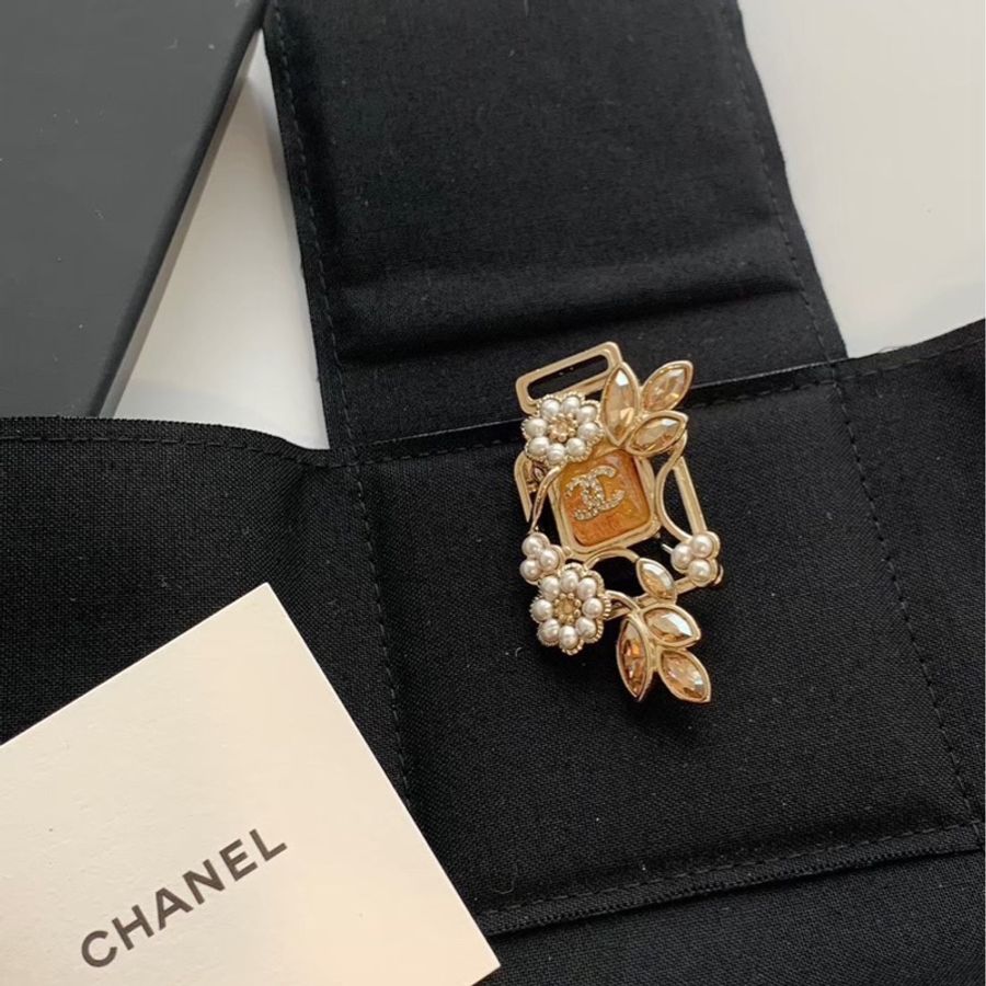 Chanel 香水瓶胸針-2