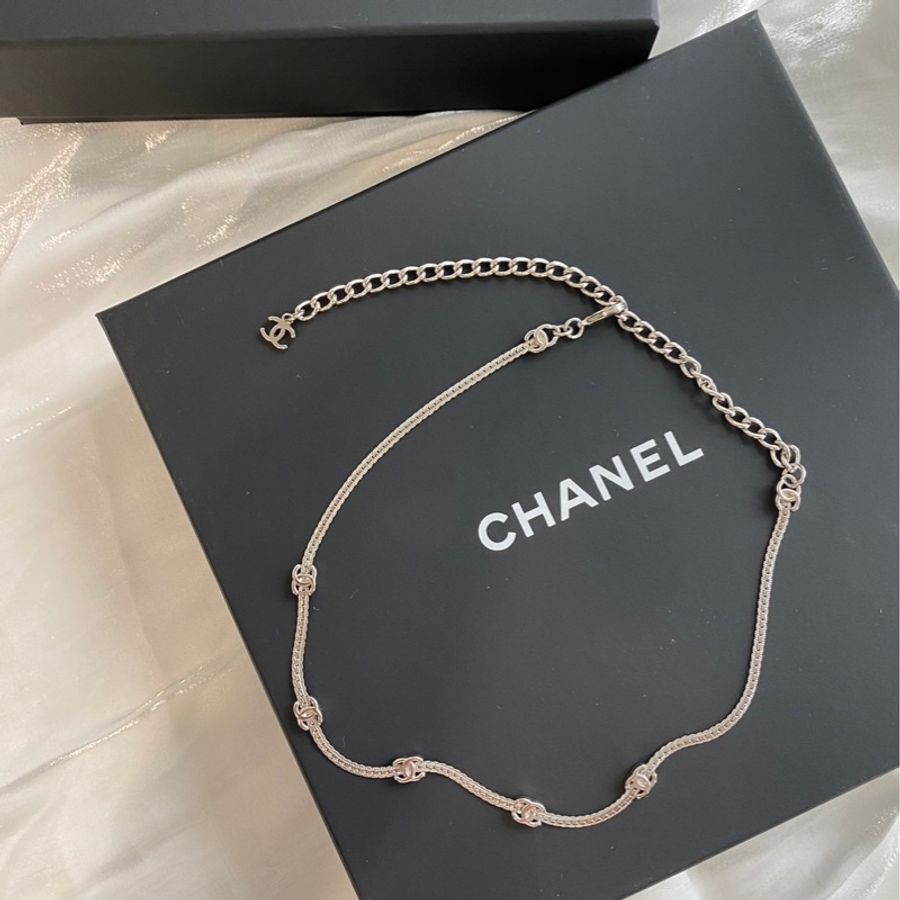 Chanel 銀5花蛇骨鍊-4