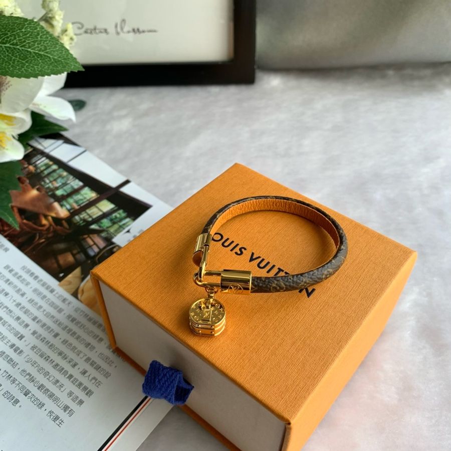 Louis Vuitton Tribute Charm Monogram 塗層帆布手環(棕色) M6442F-0