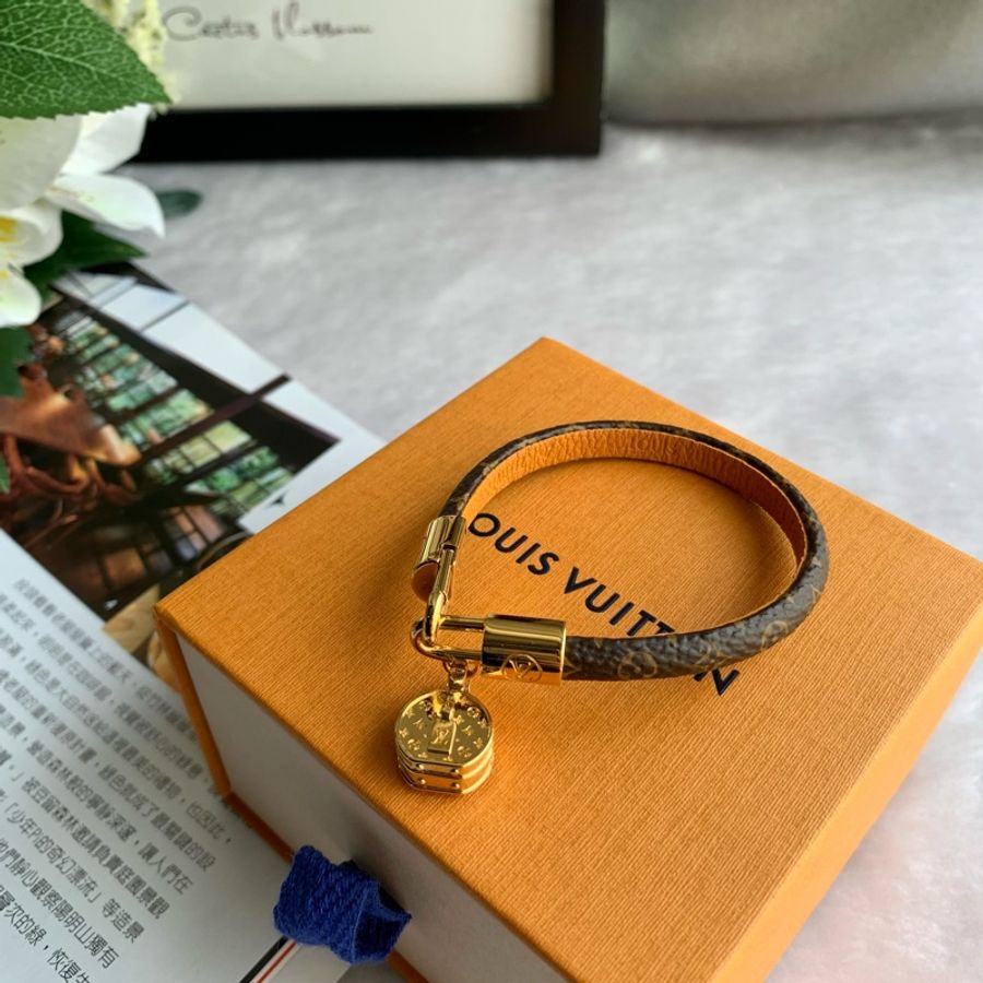 Louis Vuitton Tribute Charm Monogram 塗層帆布手環(棕色) M6442F-1