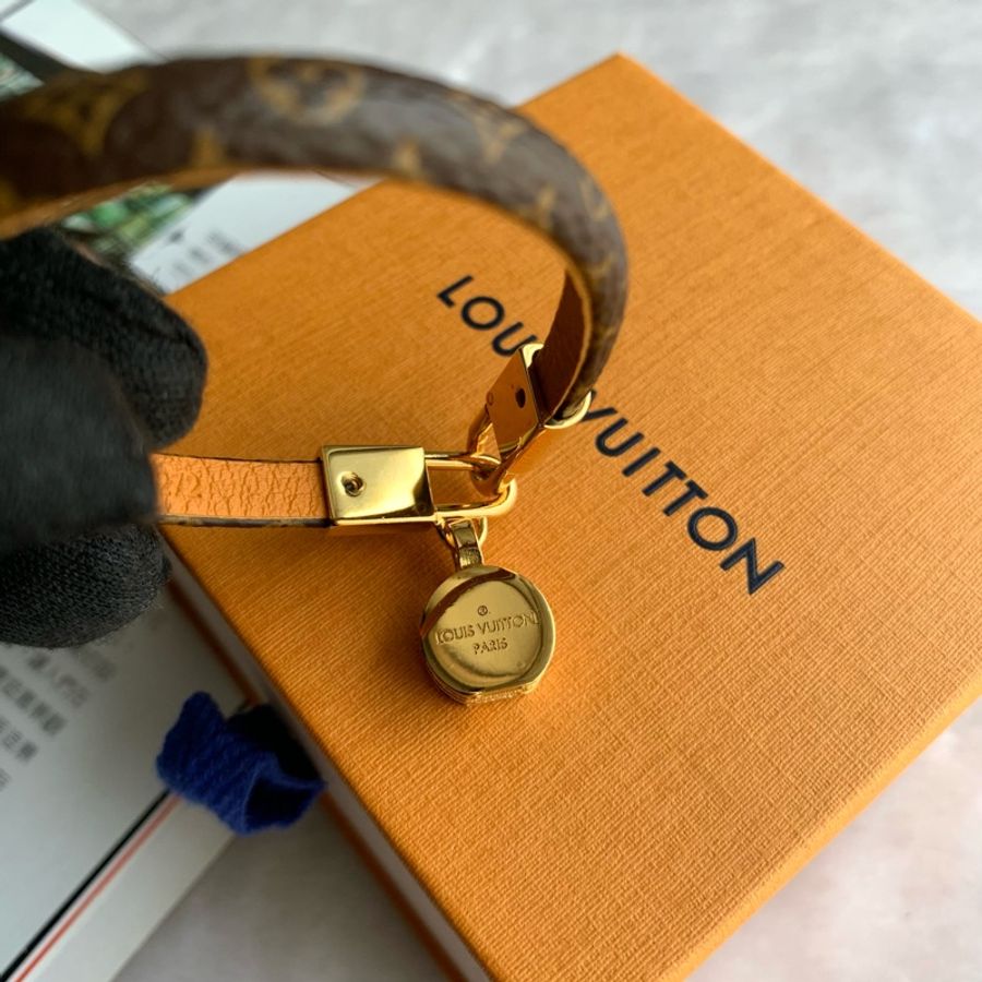 Louis Vuitton Tribute Charm Monogram 塗層帆布手環(棕色) M6442F-5