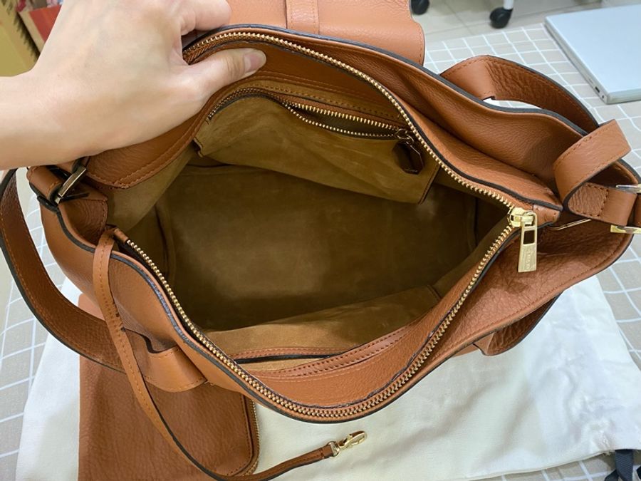 《搬家斷捨離》義大利品牌Meli Melo🇮🇹Thela Medium 頂級真皮手工製品 牛皮兩用包-2