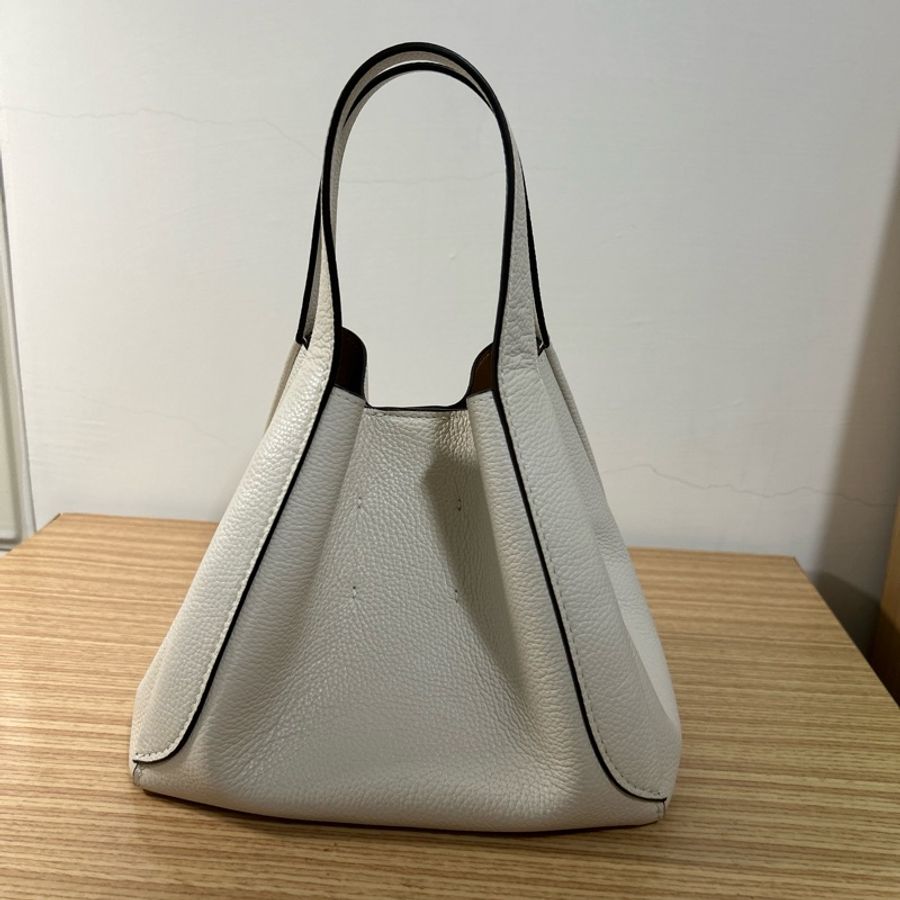 coach Hadley Hobo 21-8