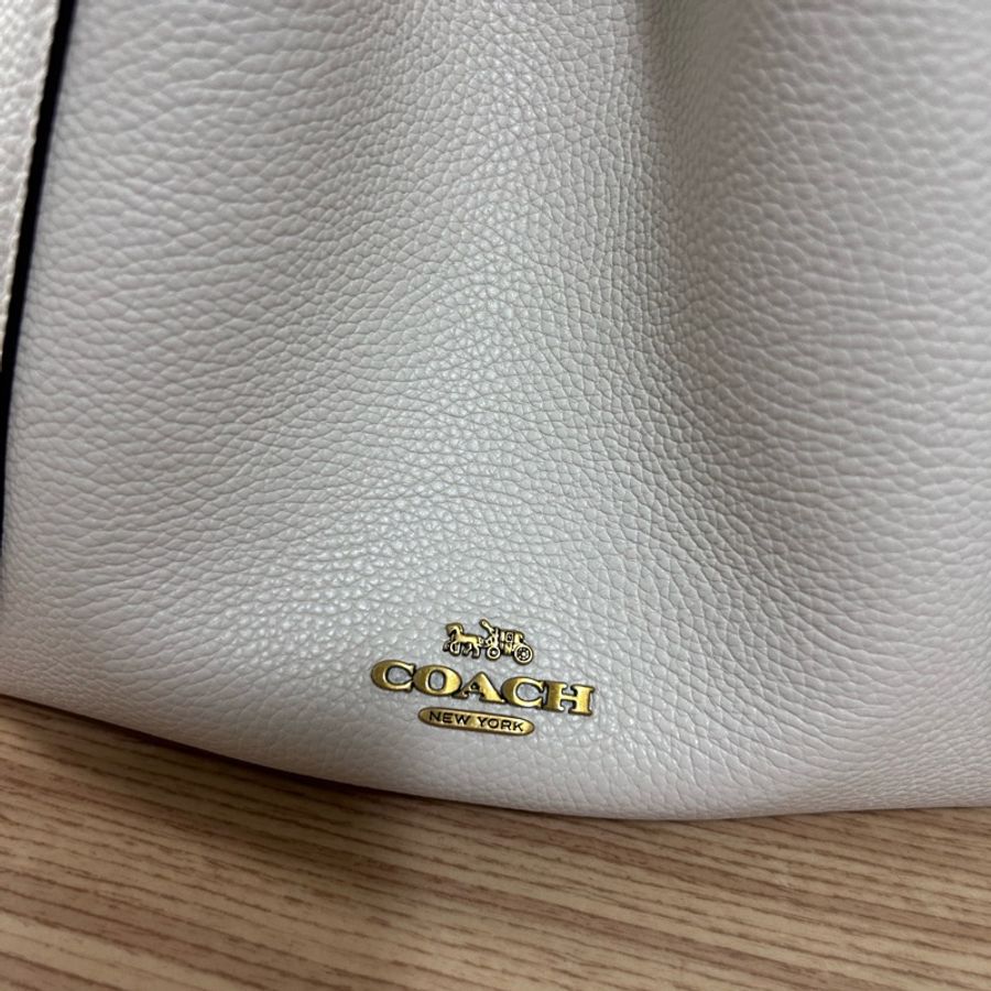 coach Hadley Hobo 21-12